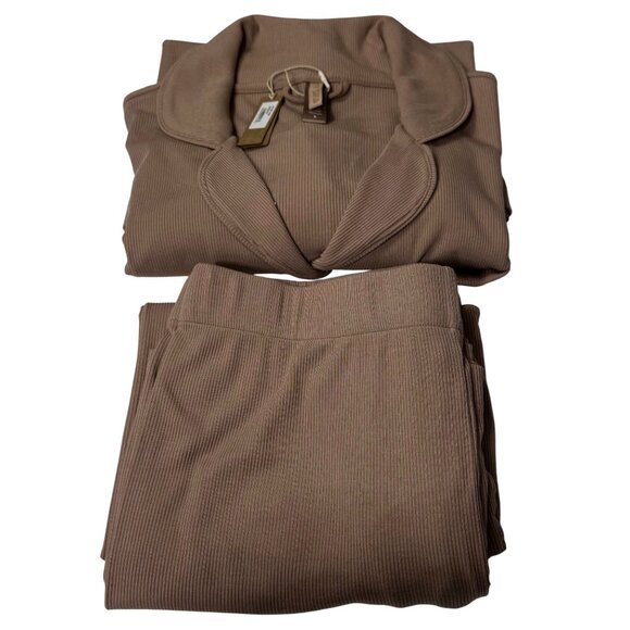 SKIMS Soft Lounge Sleep Set Team USA Sienna Small - Picture 16 of 16